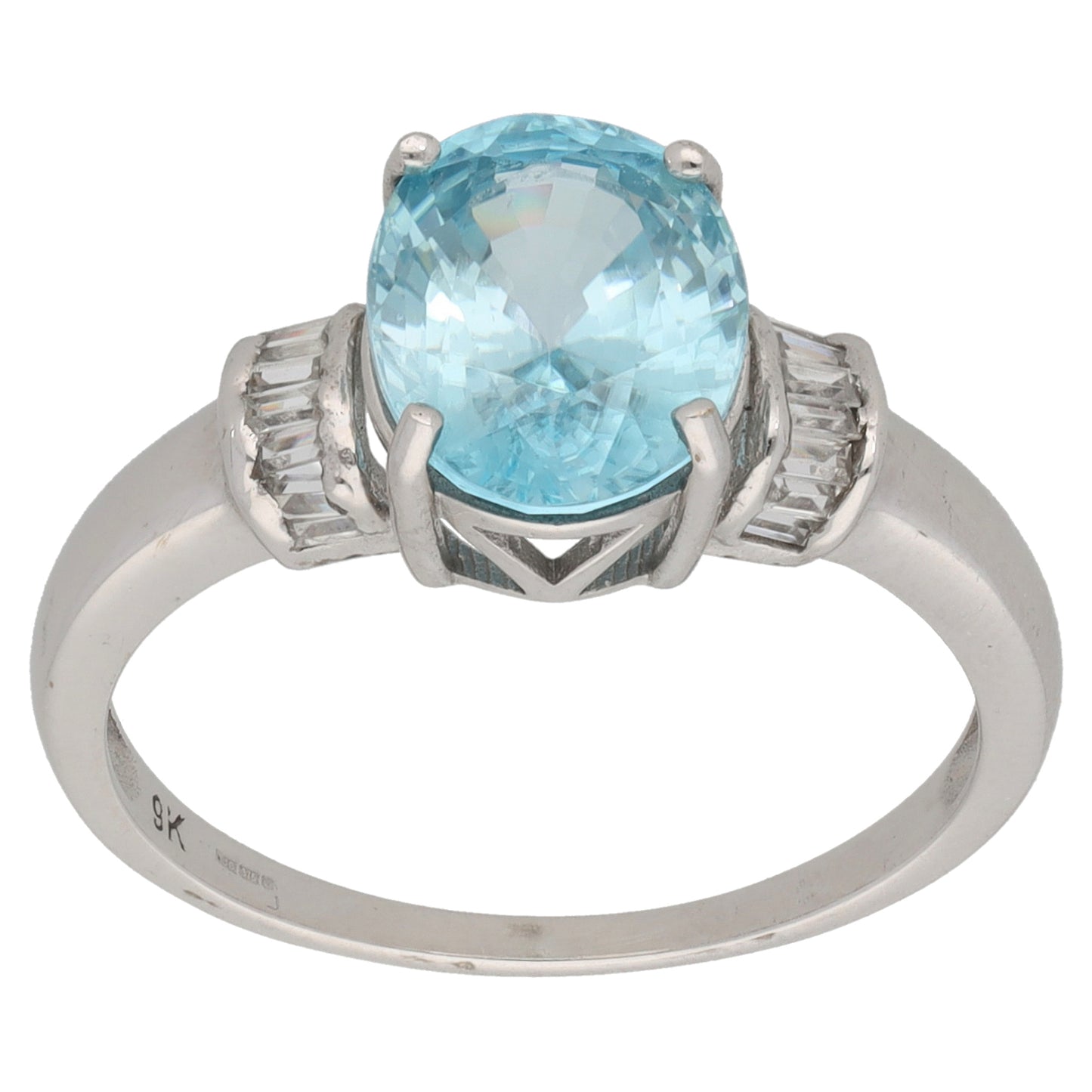 9ct White Gold Zircon & Cubic Zirconia Single Stone Ring with Accent Stones Size Q