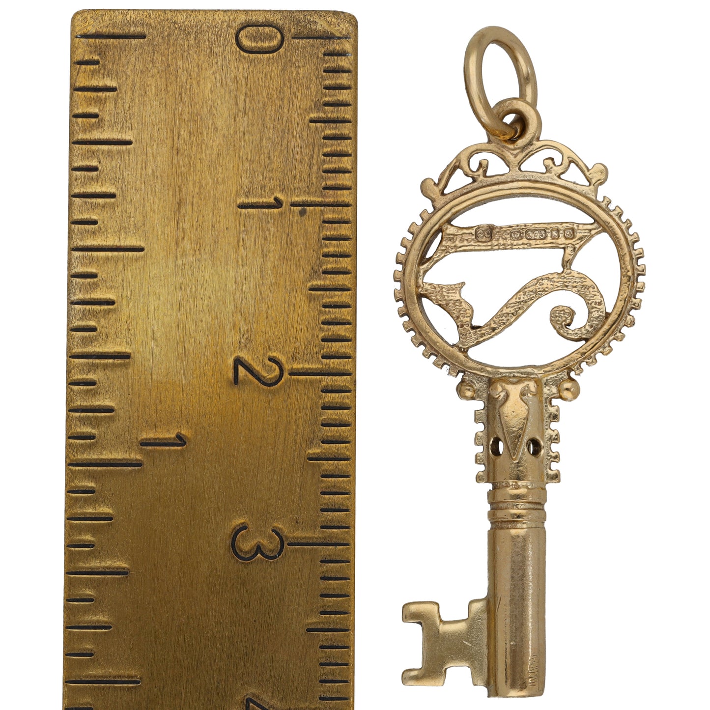 9ct Gold 21 Key Pendant