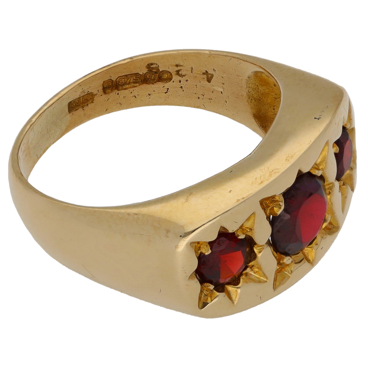 9ct Gold Garnet Three Stone Ring Size O