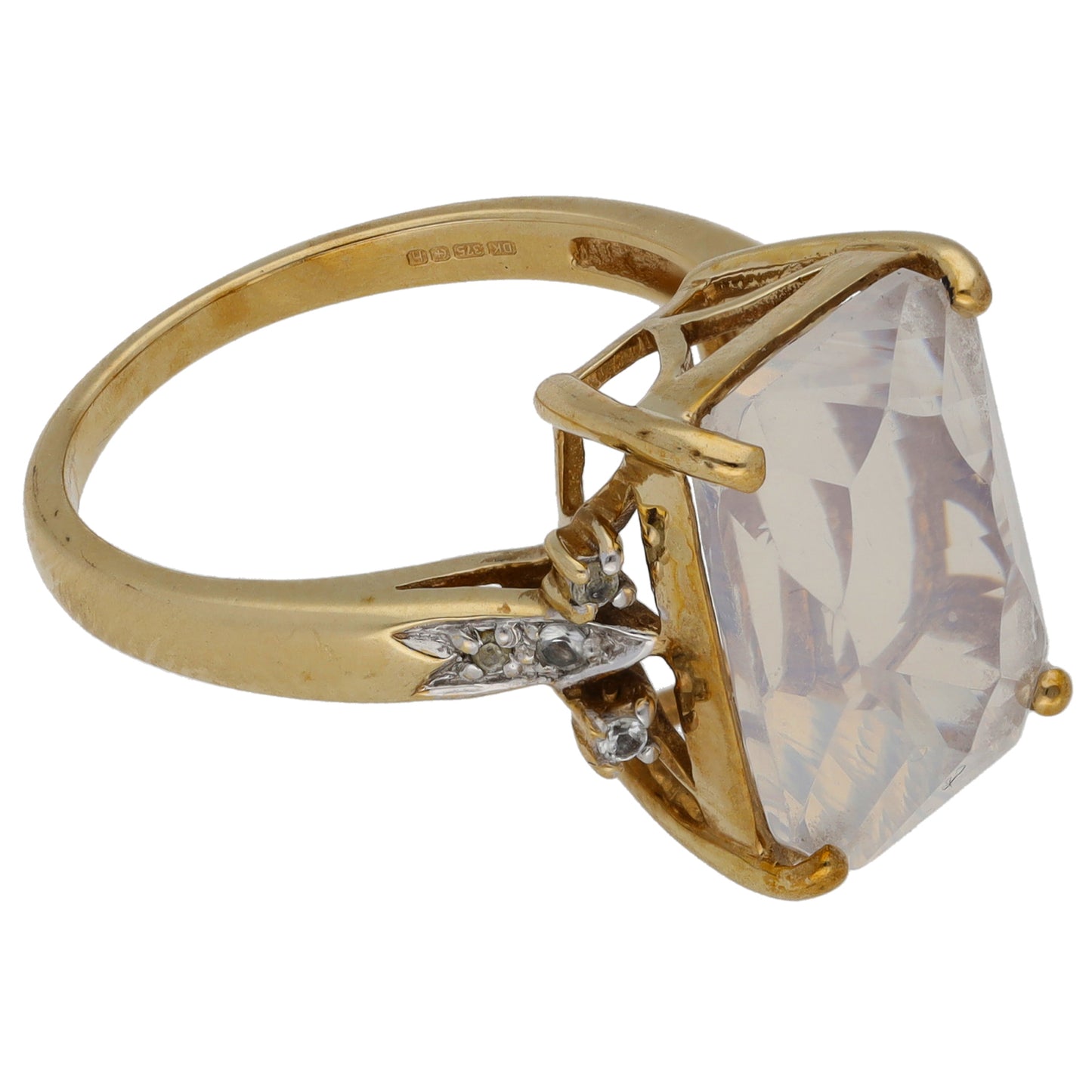 9ct Gold Quartz Dress/Cocktail Ring Size M