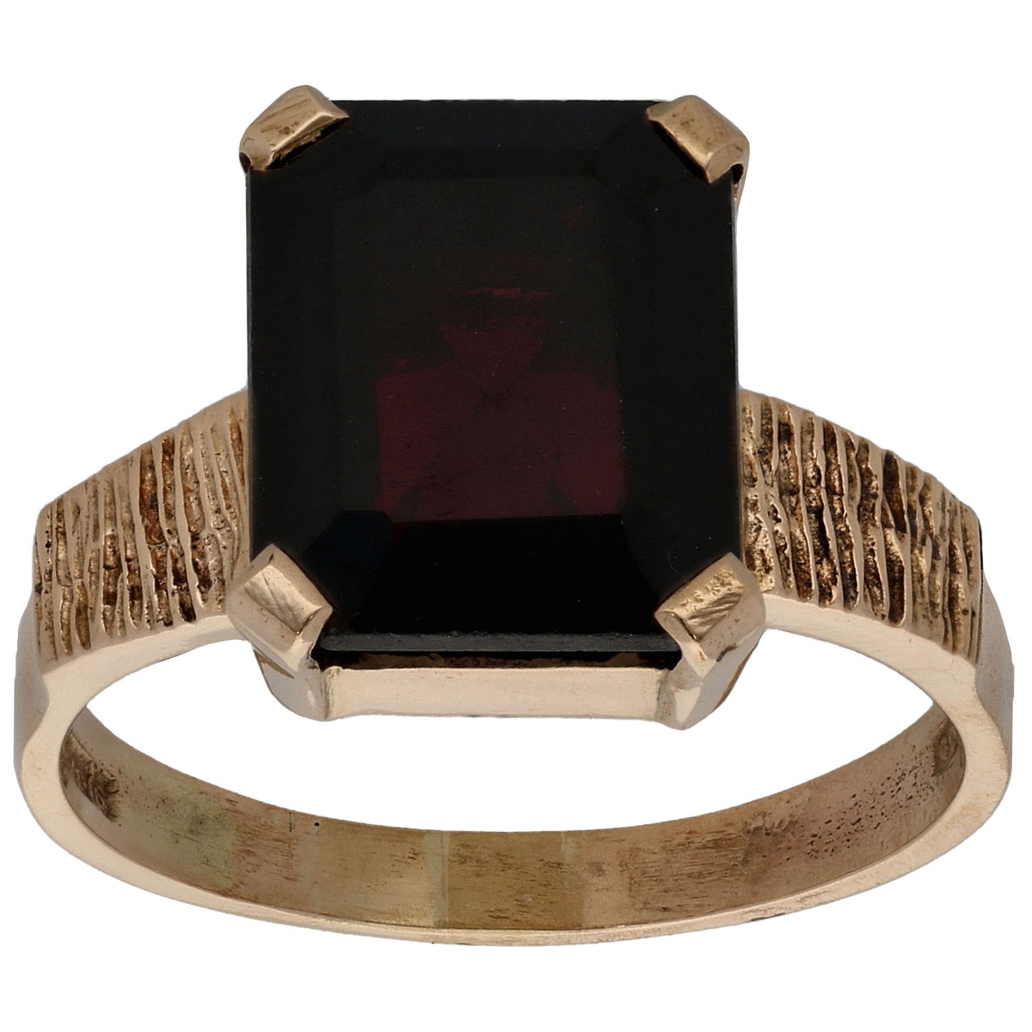 9ct Gold Garnet Single Stone Ring Size Q