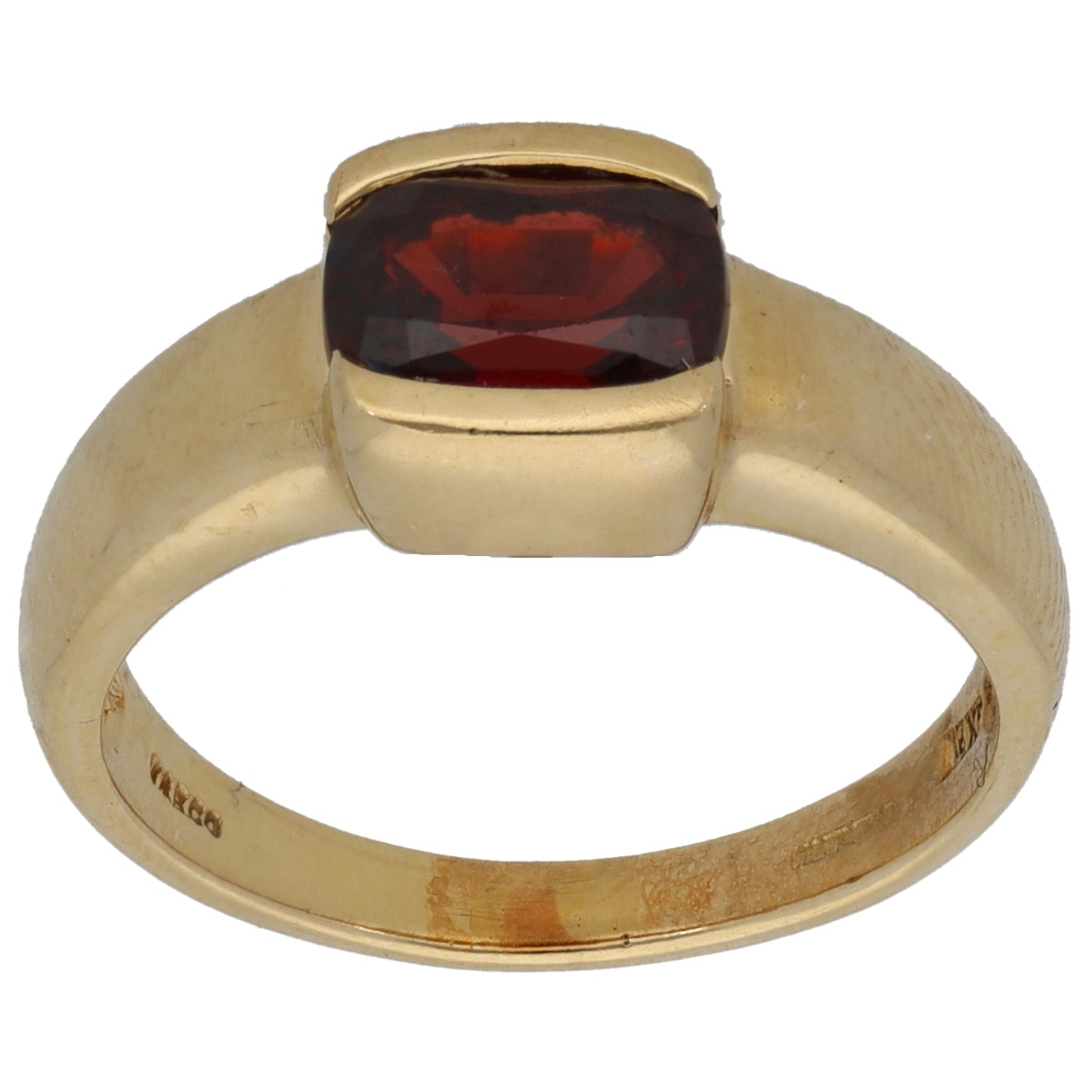 14ct Gold Garnet Single Stone Ring Size P