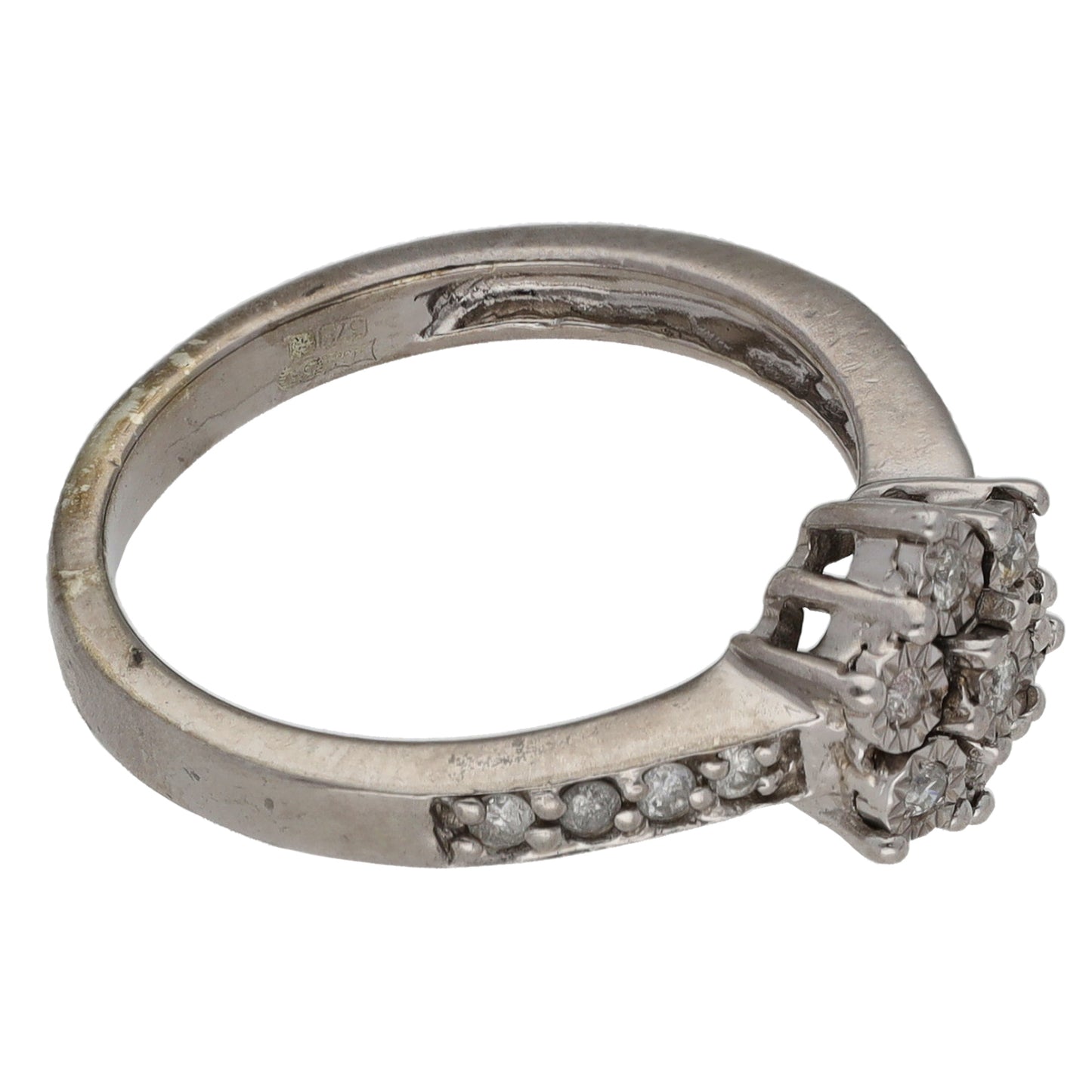 9ct White Gold 0.15ct Diamond Cluster Ring Size L