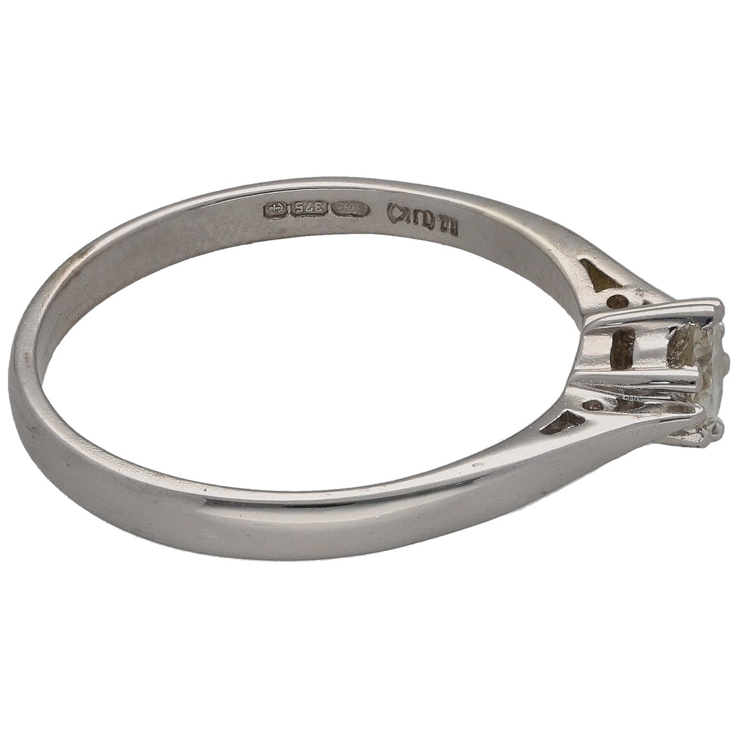 9ct white gold solitaire ring side view, engraved band and round diamond in prongs