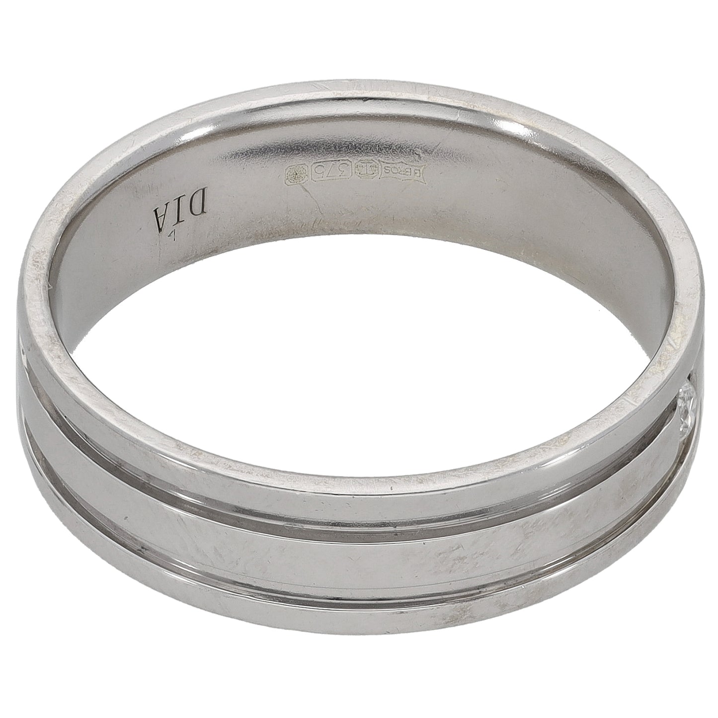 9ct White Gold 0.03ct Diamond Patterned Wedding Ring Size V