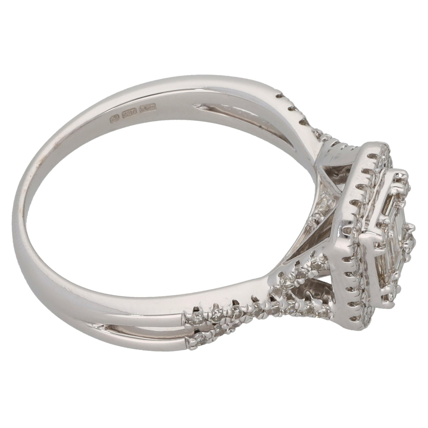 9ct White Gold 0.94ct Diamond Dress/Cocktail Ring Size P