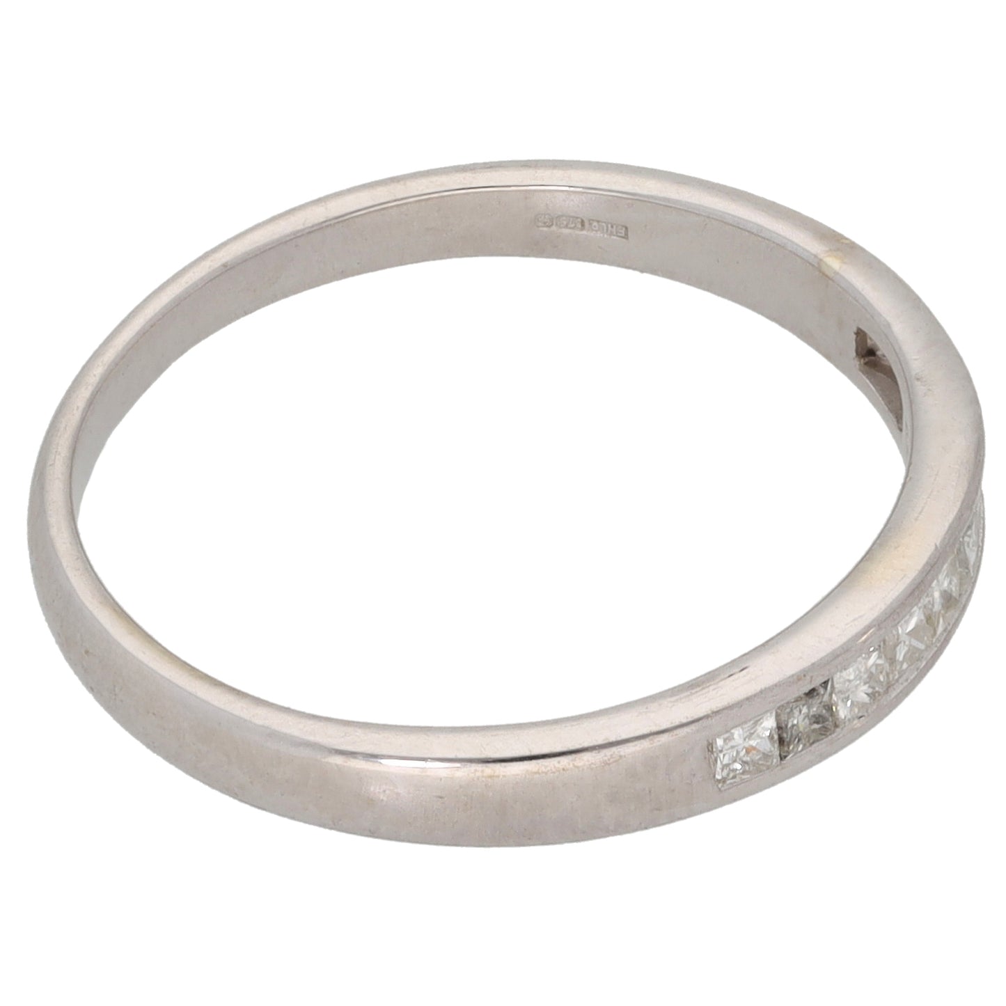 9ct White Gold 0.25ct Diamond Half Eternity Ring Size P