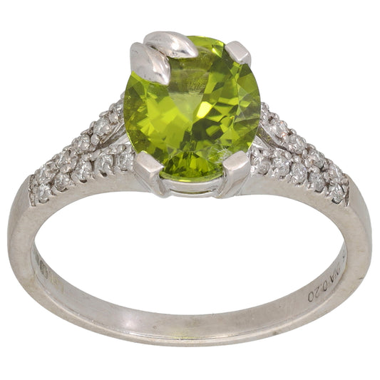 9ct Gold Peridot & 0.20ct Diamond Single Stone Ring with Accent Stones Size R