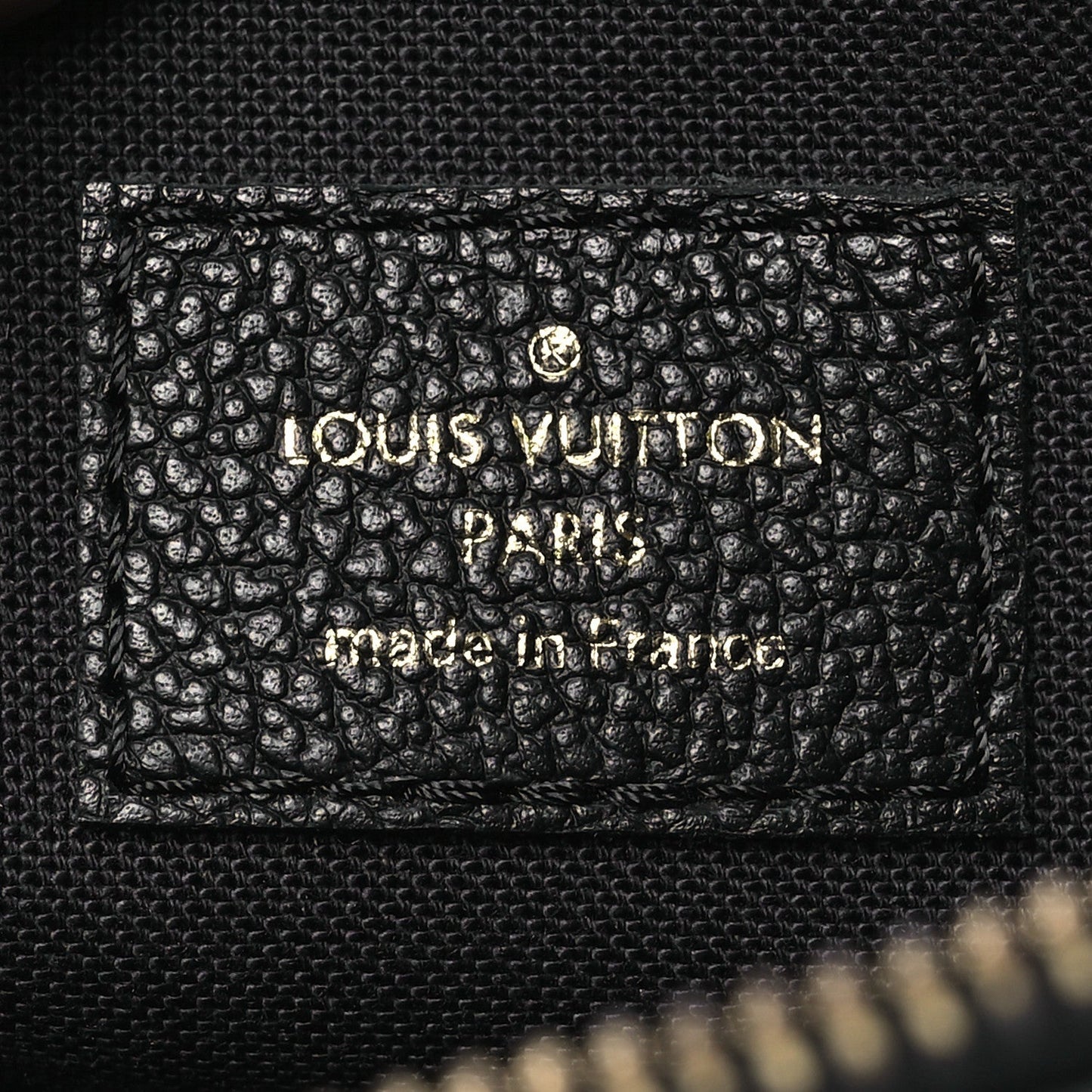 Louis Vuitton Empreinte Daily Pouch Poudre Leather Bag - Black