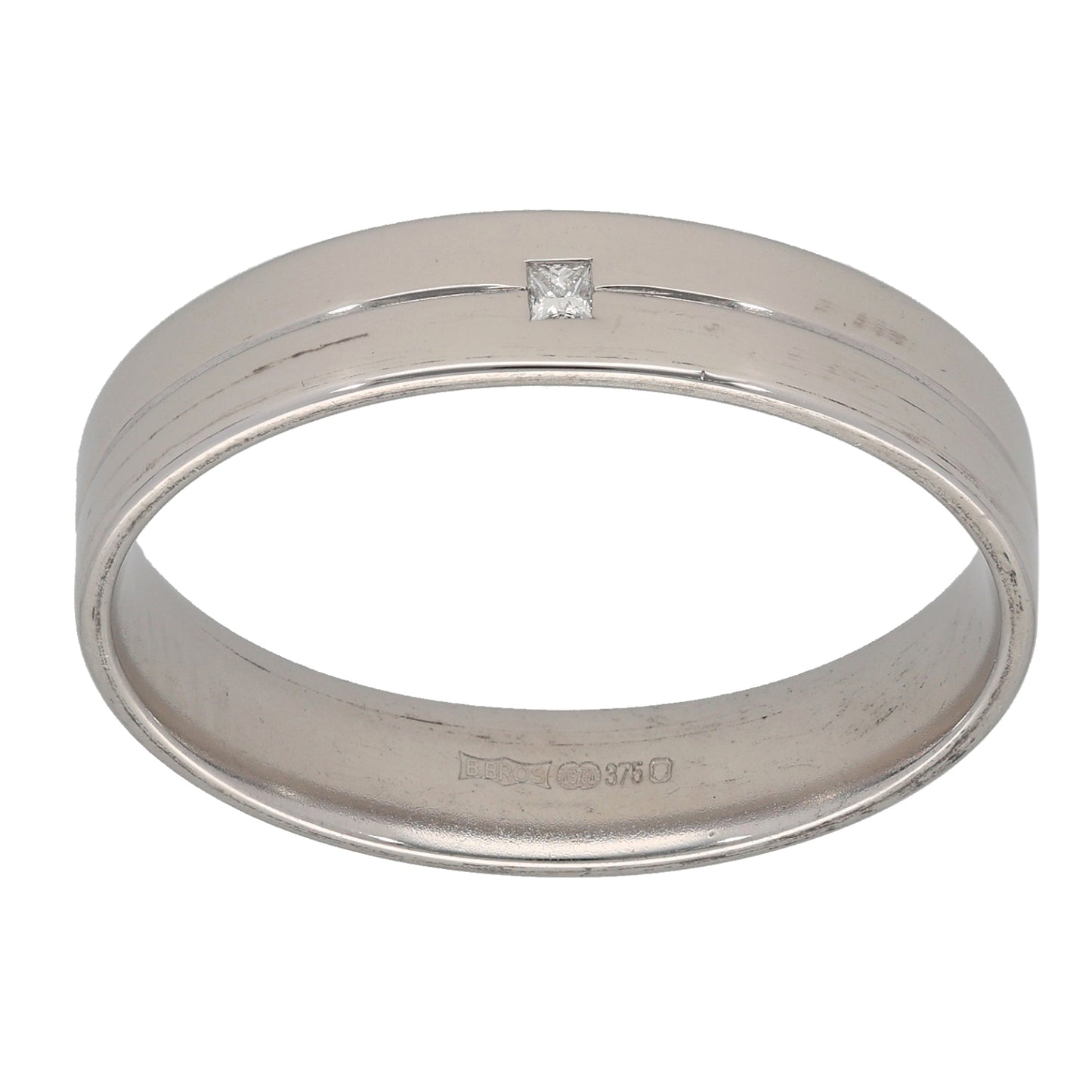 9ct White Gold 0.03ct Diamond Patterned Wedding Ring Size Y