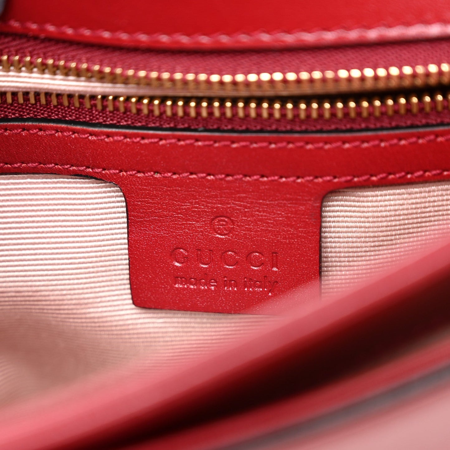 Gucci Arli Small Vitello Palmellato Lux Leather Bag - Cherry Red & Black