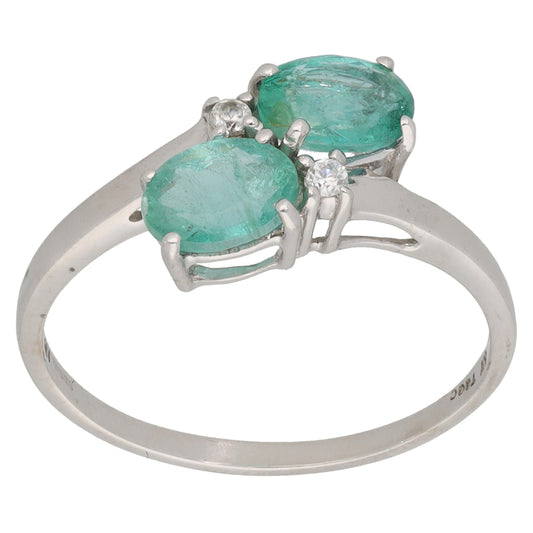 9ct White Gold Emerald & Imitation Dress/Cocktail Ring Size R