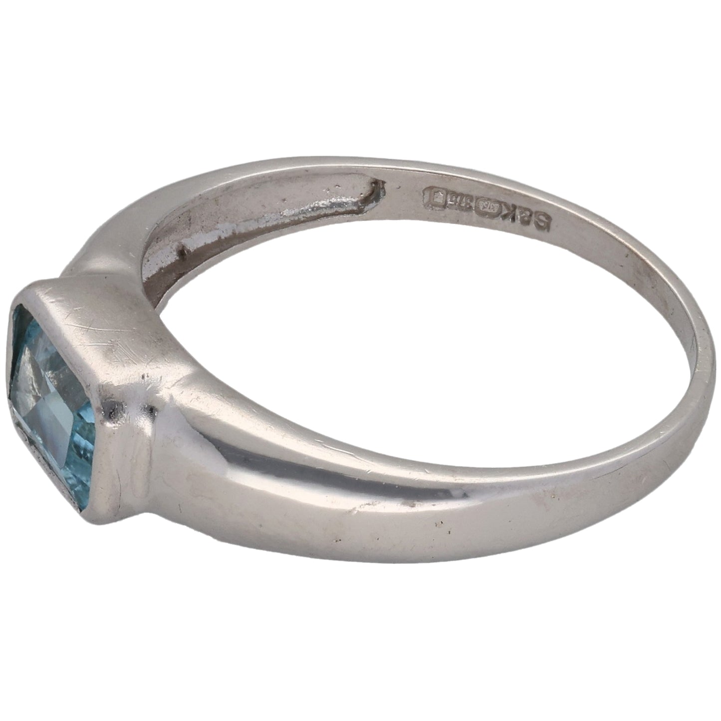 9ct White Gold Topaz Single Stone Ring Size P