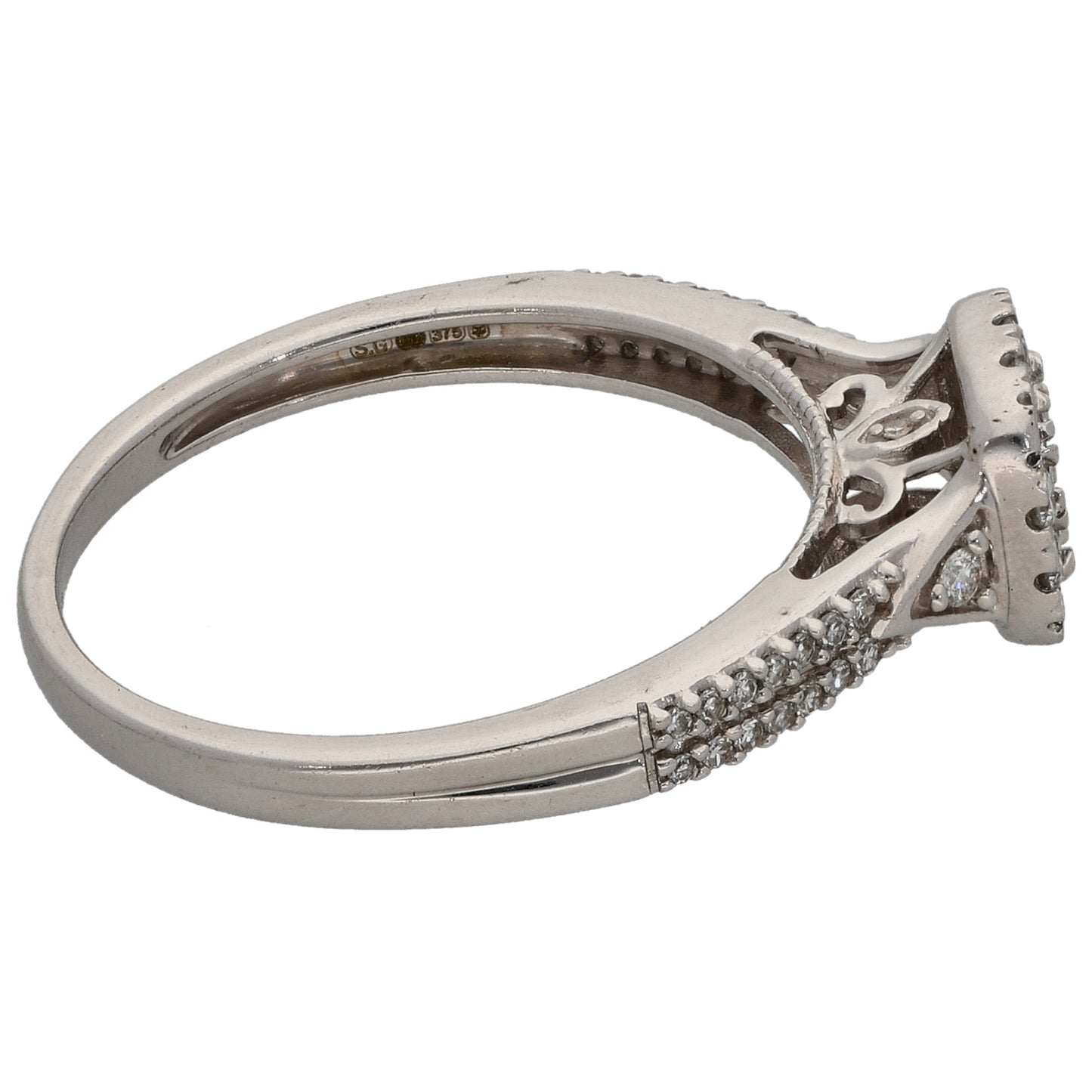 9ct White Gold 0.50ct Diamond Cluster Ring Size R