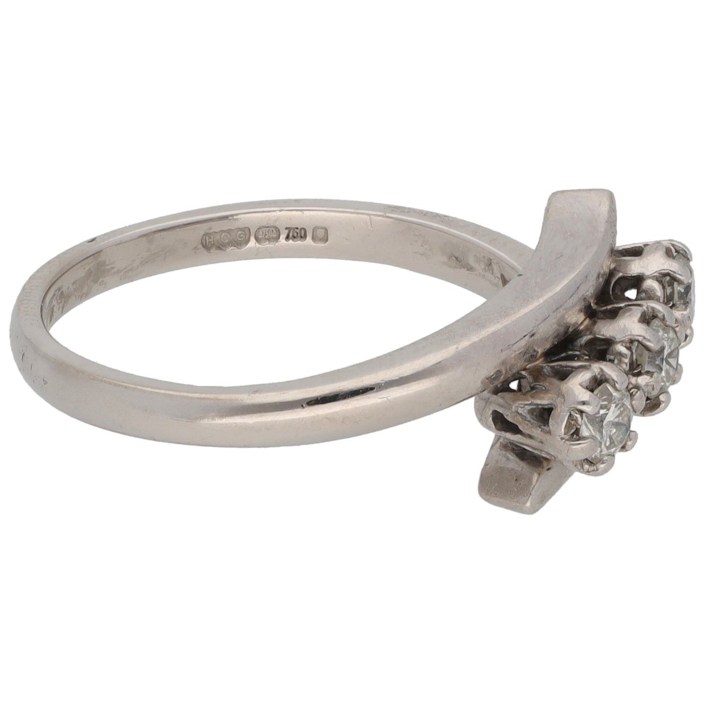 18ct White Gold 0.25ct Diamond Trilogy Ring Size O