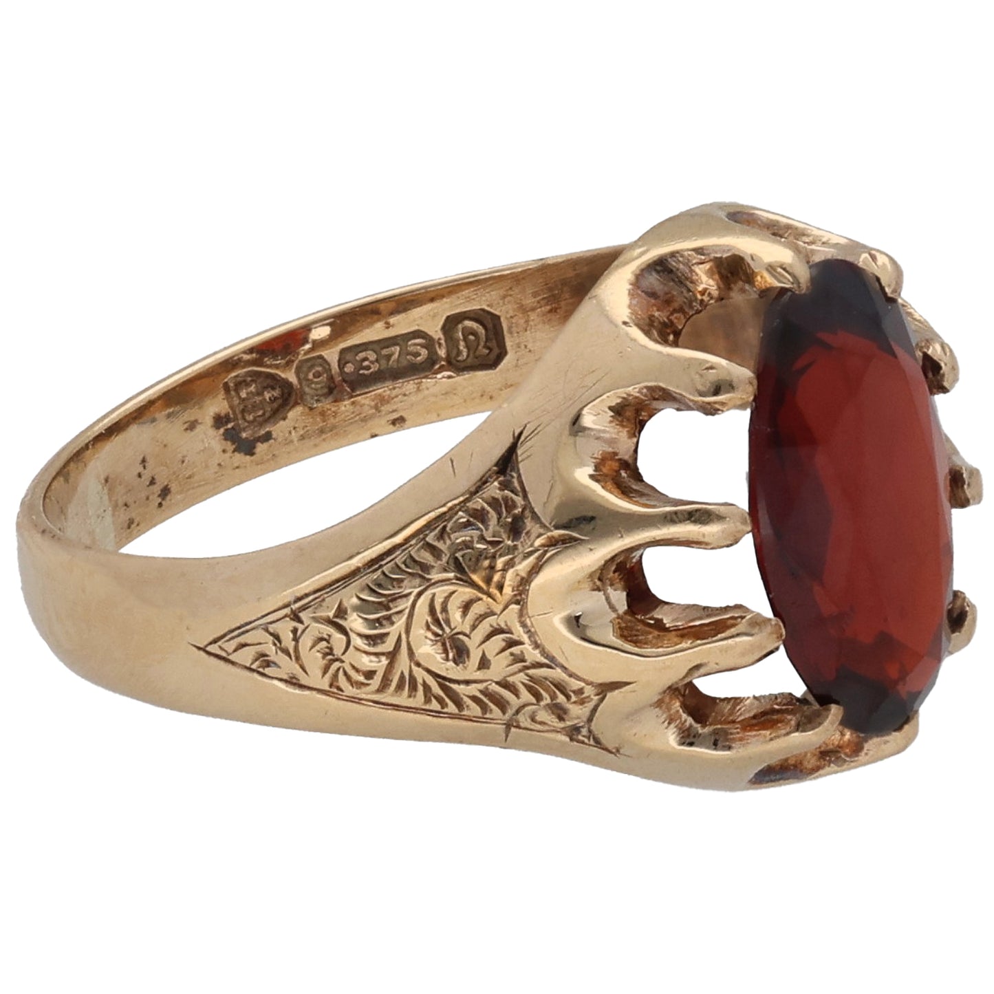 9ct Gold Garnet Single Stone Ring Size N