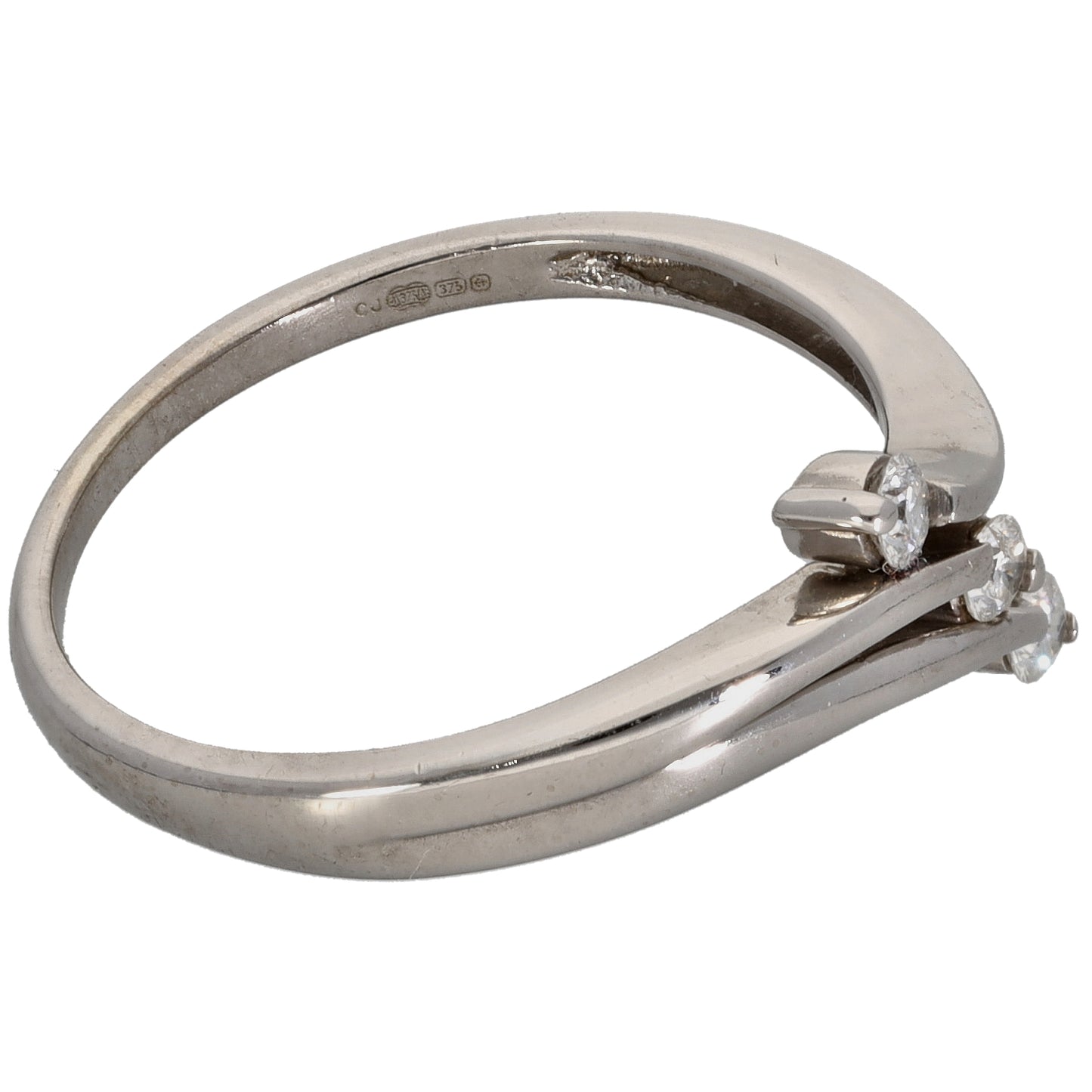 9ct White Gold 0.15ct Diamond Three Stone Ring Size P