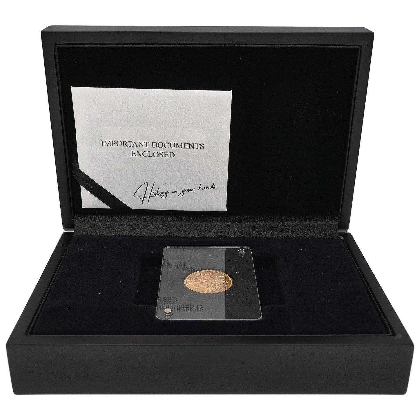 22ct Gold Queen Elizabeth II Full Sovereign Coin 1957
