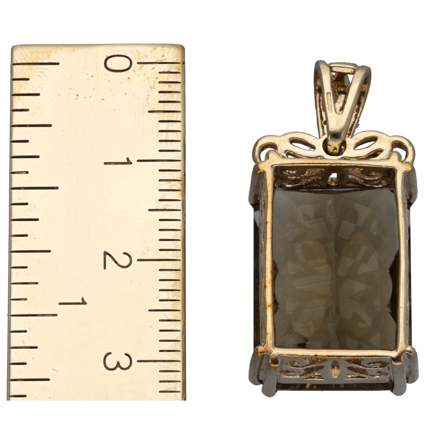 9ct Gold Quartz Single Stone Pendant