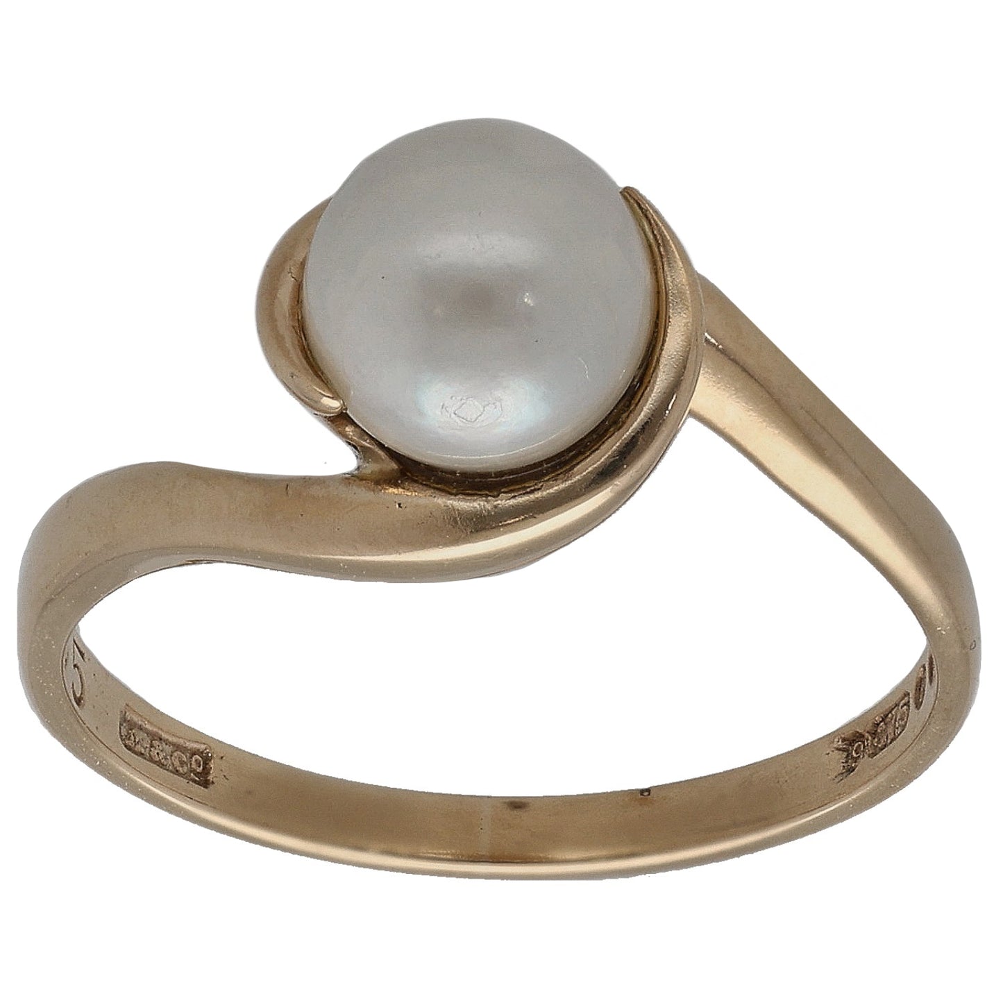 9ct gold ring with single cultured pearl, front view, size M