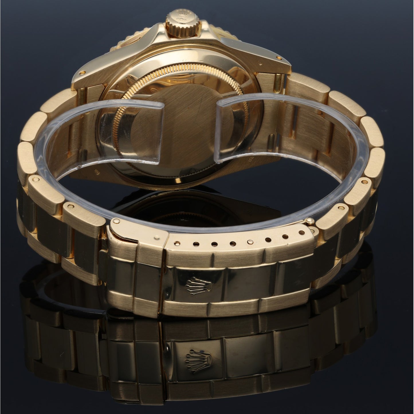 Rolex Submariner 16618 40mm Gold Watch