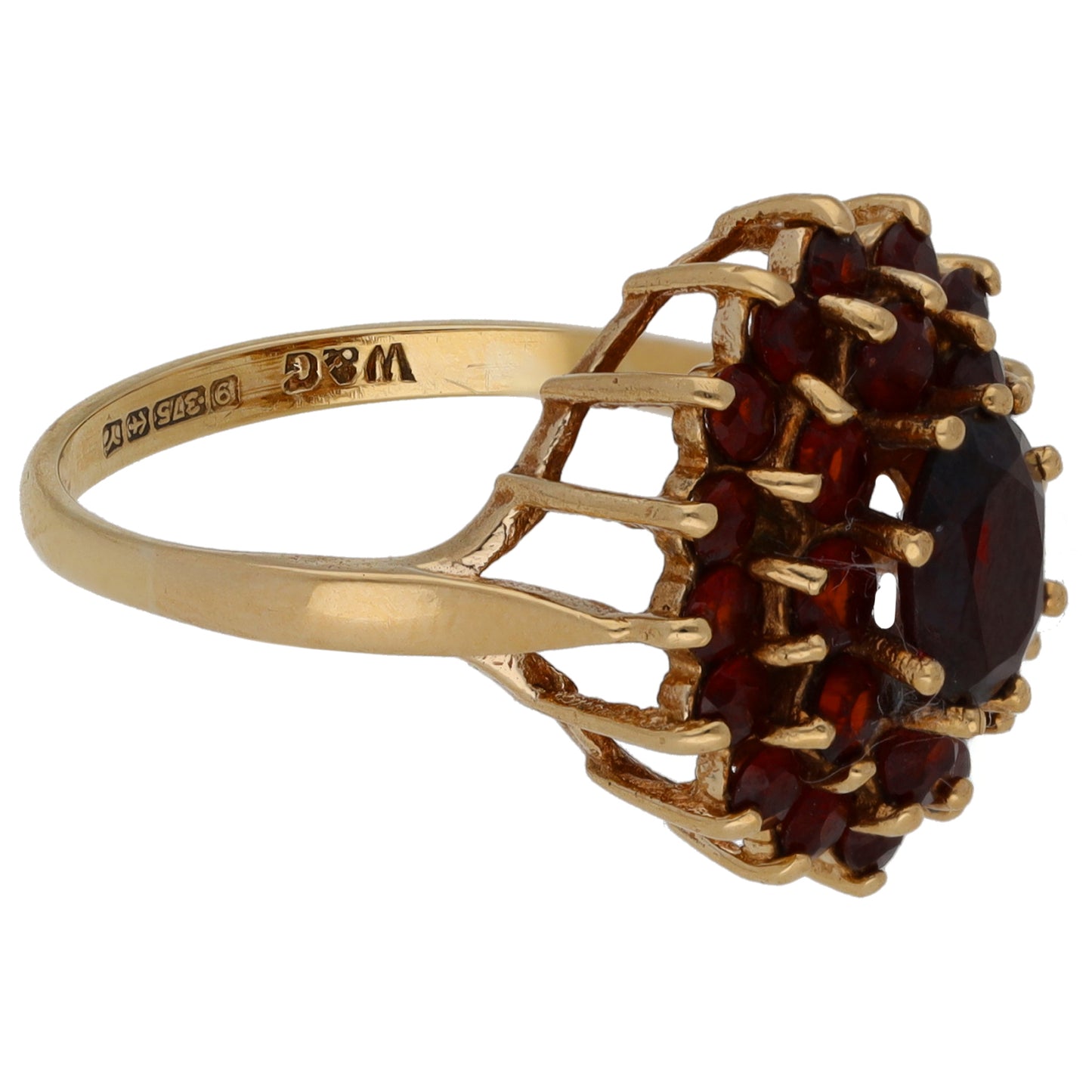 9ct Gold Garnet Dress/Cocktail Ring Size O