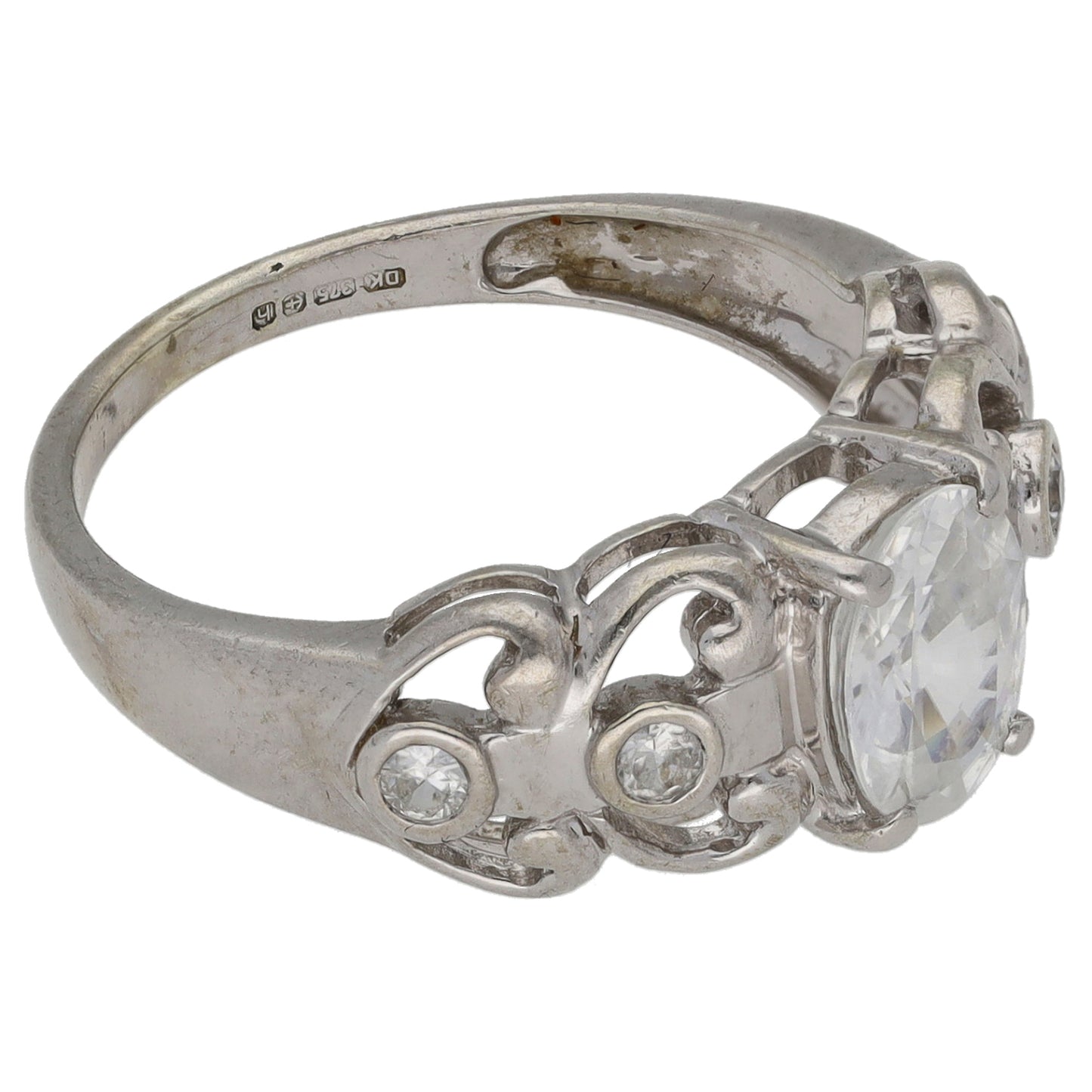 9ct White Gold Cubic Zirconia Single Stone Ring with Accent Stones Size N