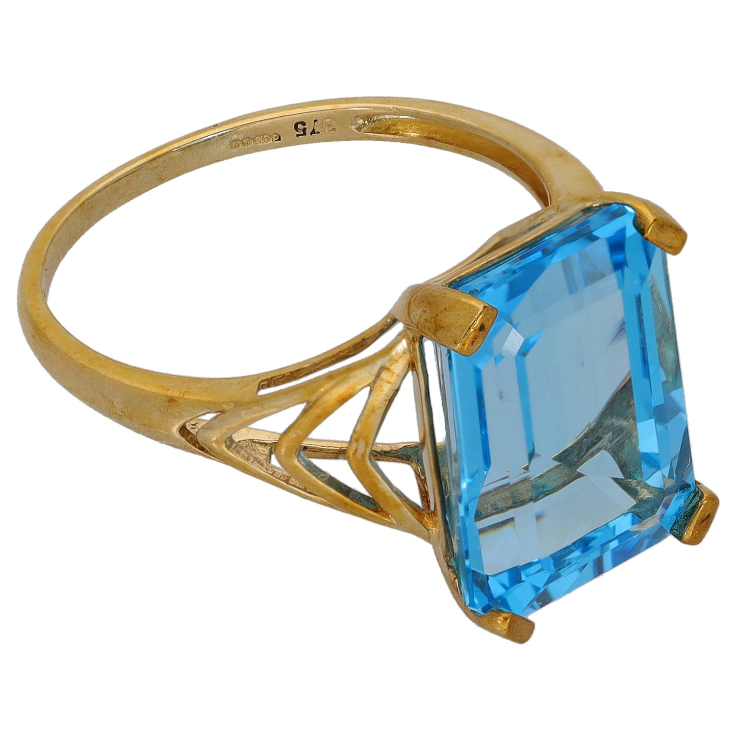 9ct Gold Topaz Single Stone Ring Size P