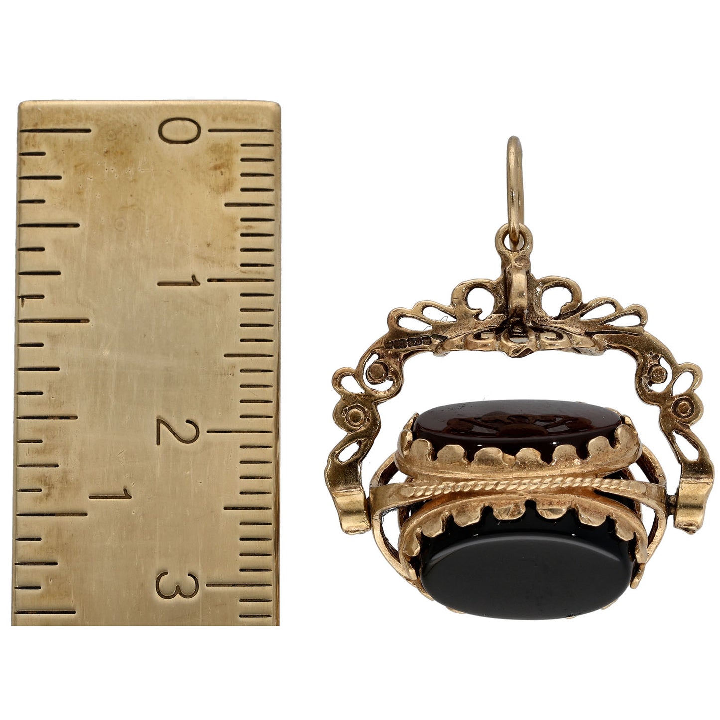 9ct Gold Onyx, Carnelian & Bloodstone Fob Pendant