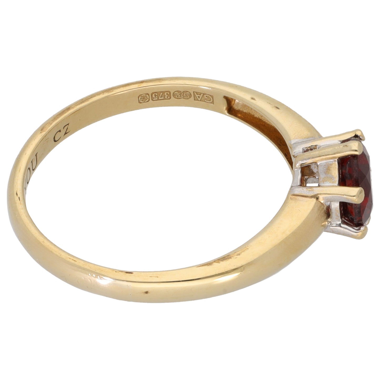 9ct Gold Garnet Single Stone Ring Size P