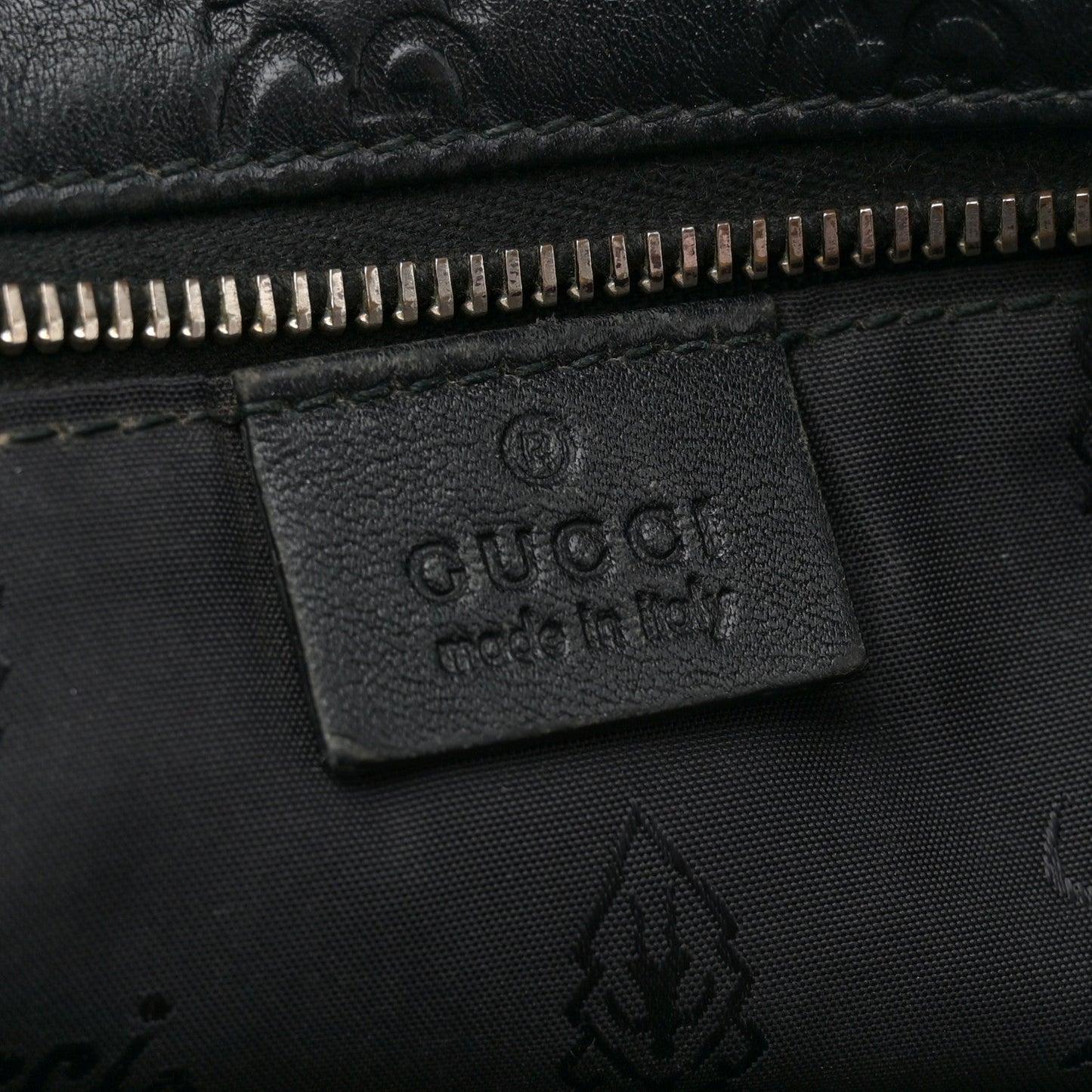 Gucci Zipped Shopping Tote Guccissima Leather Bag - Black