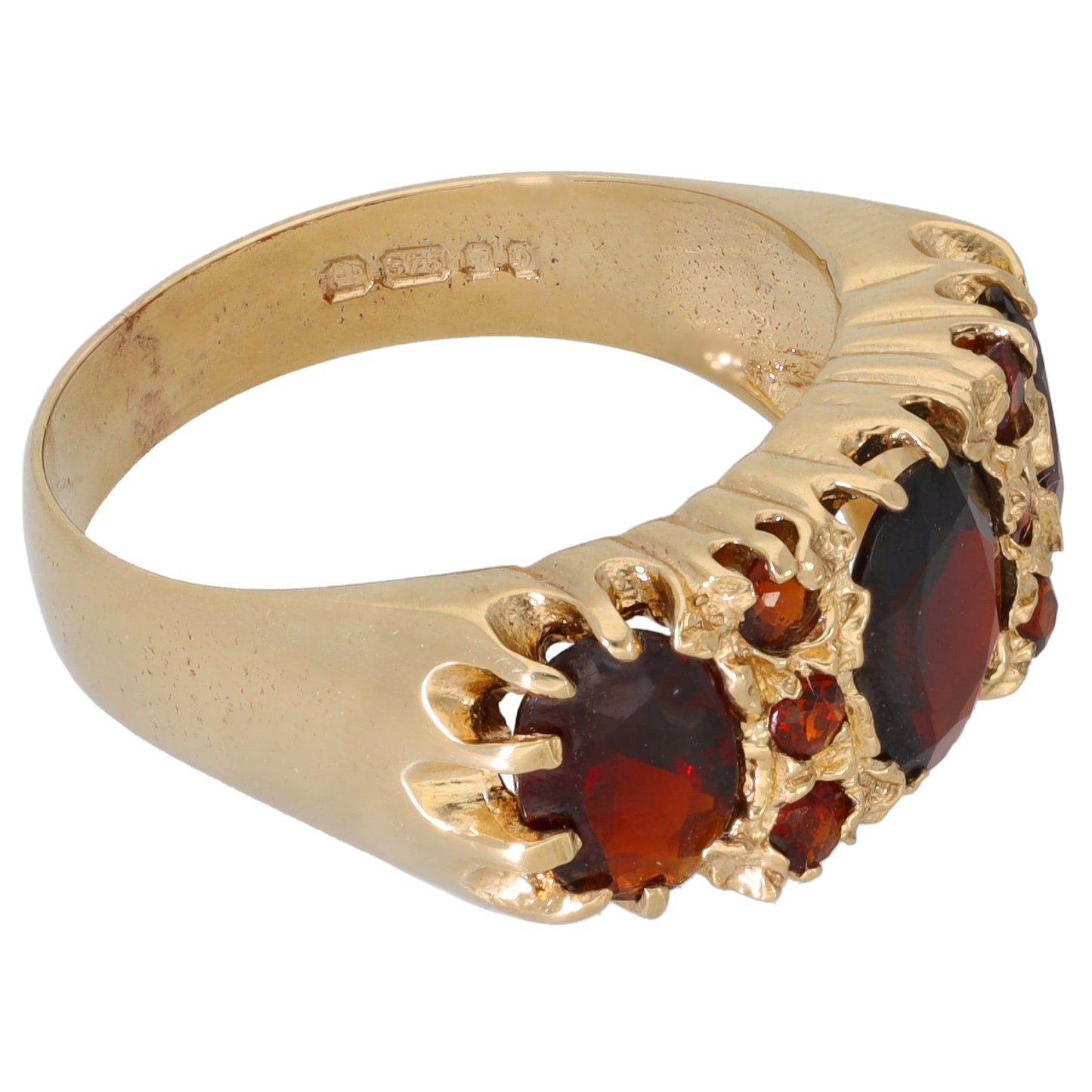 9ct Gold Garnet Dress/Cocktail Ring Size O