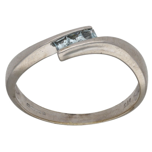 9ct White Gold Topaz Three Stone Ring Size P