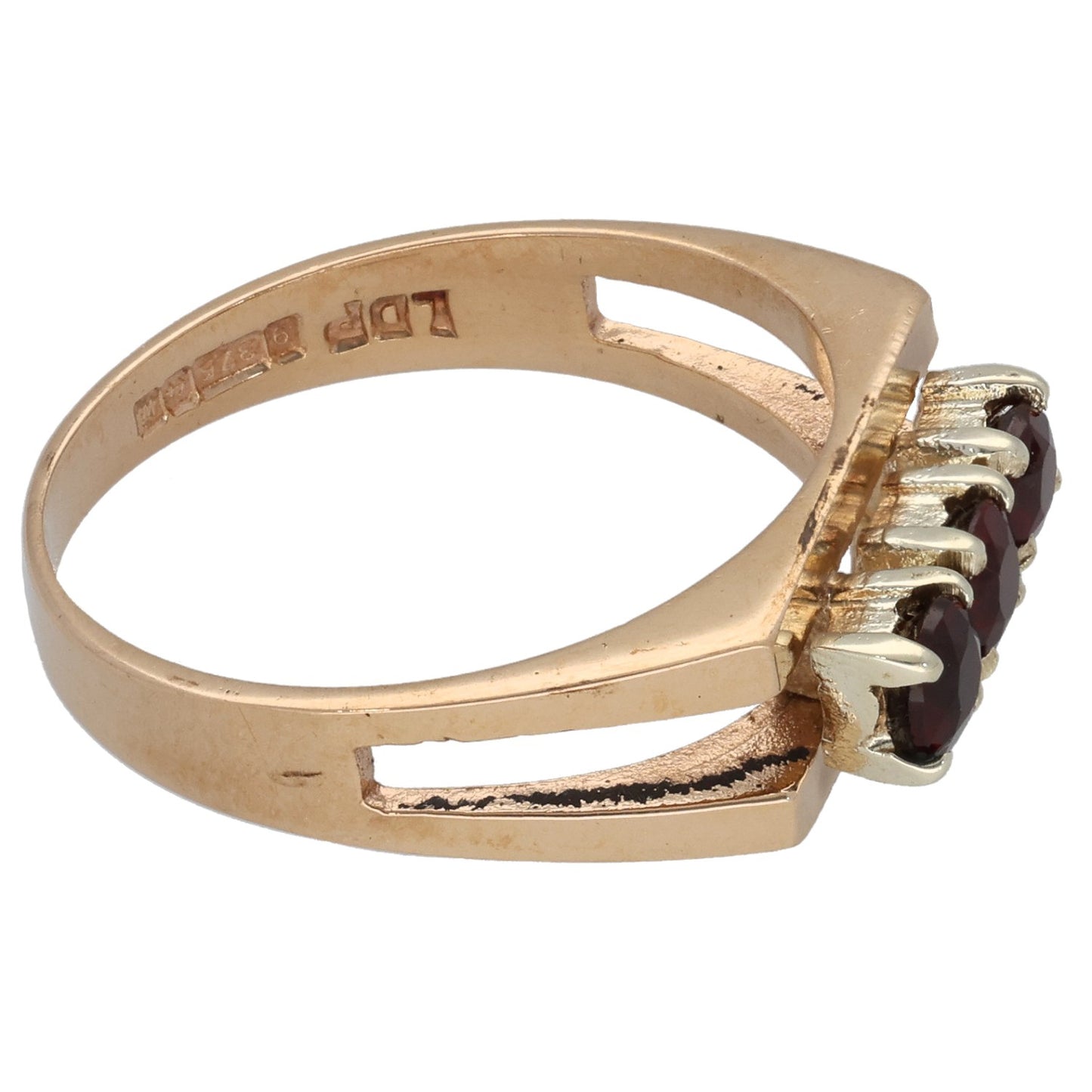 9ct Gold Garnet Three Stone Ring Size O