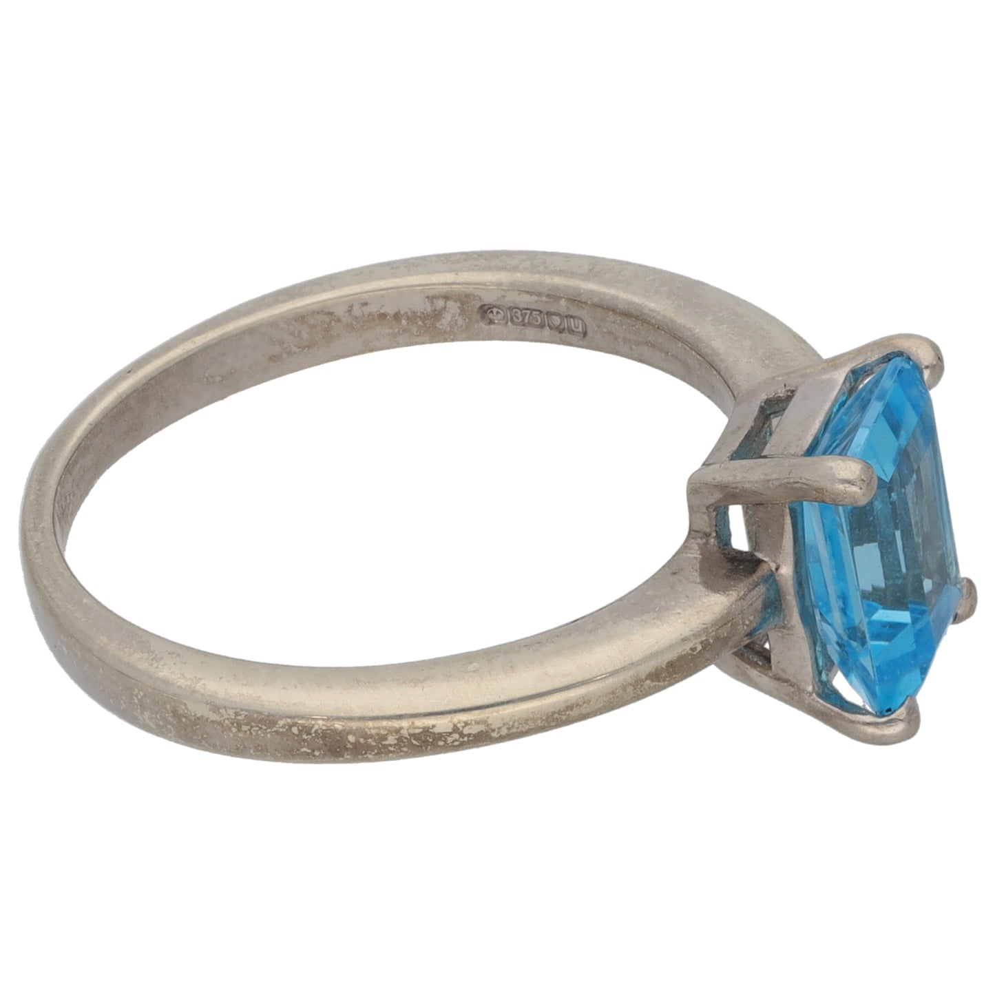 9ct White Gold Topaz Single Stone Ring Size N