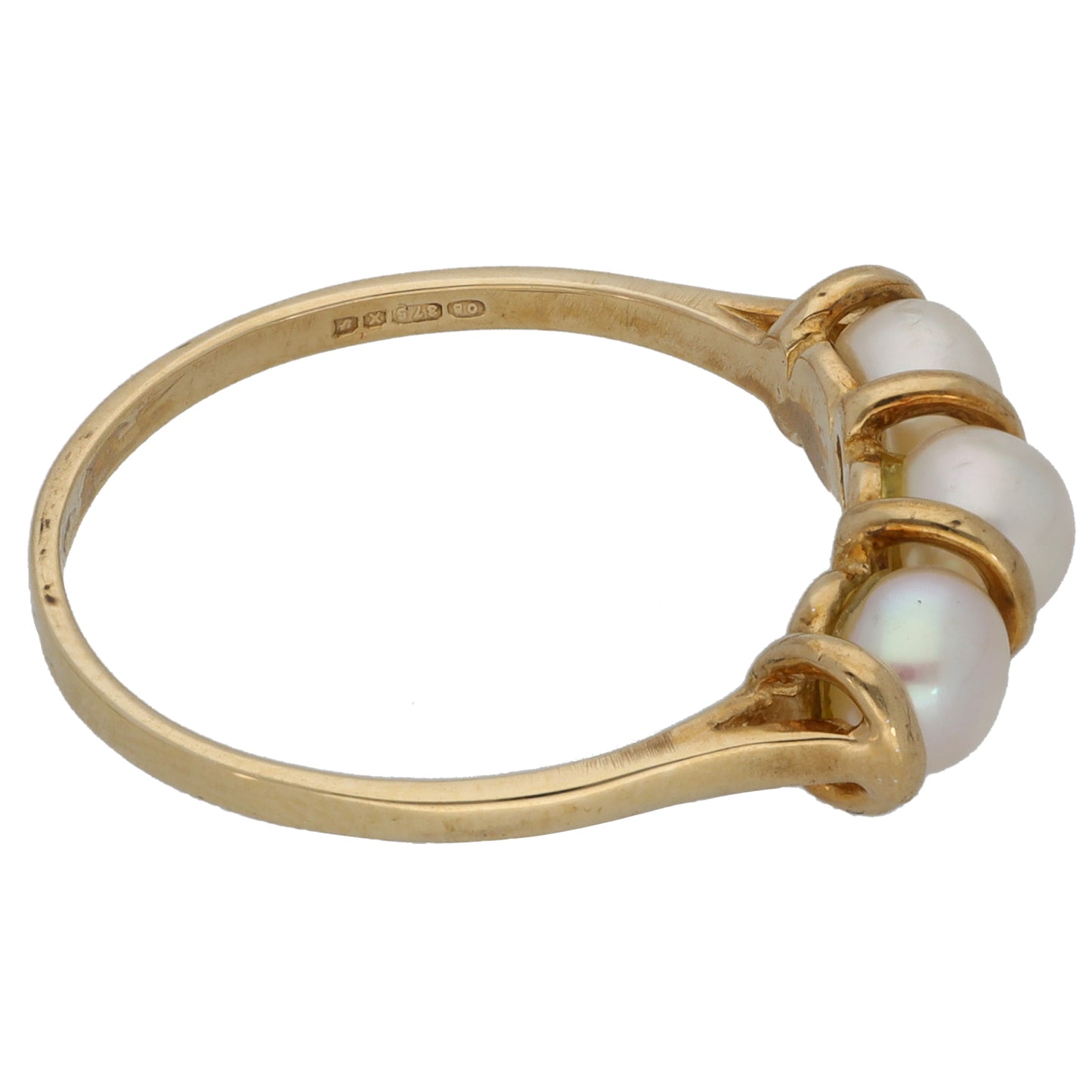 9ct Gold Cultured Pearl Three Stone Ring Size P