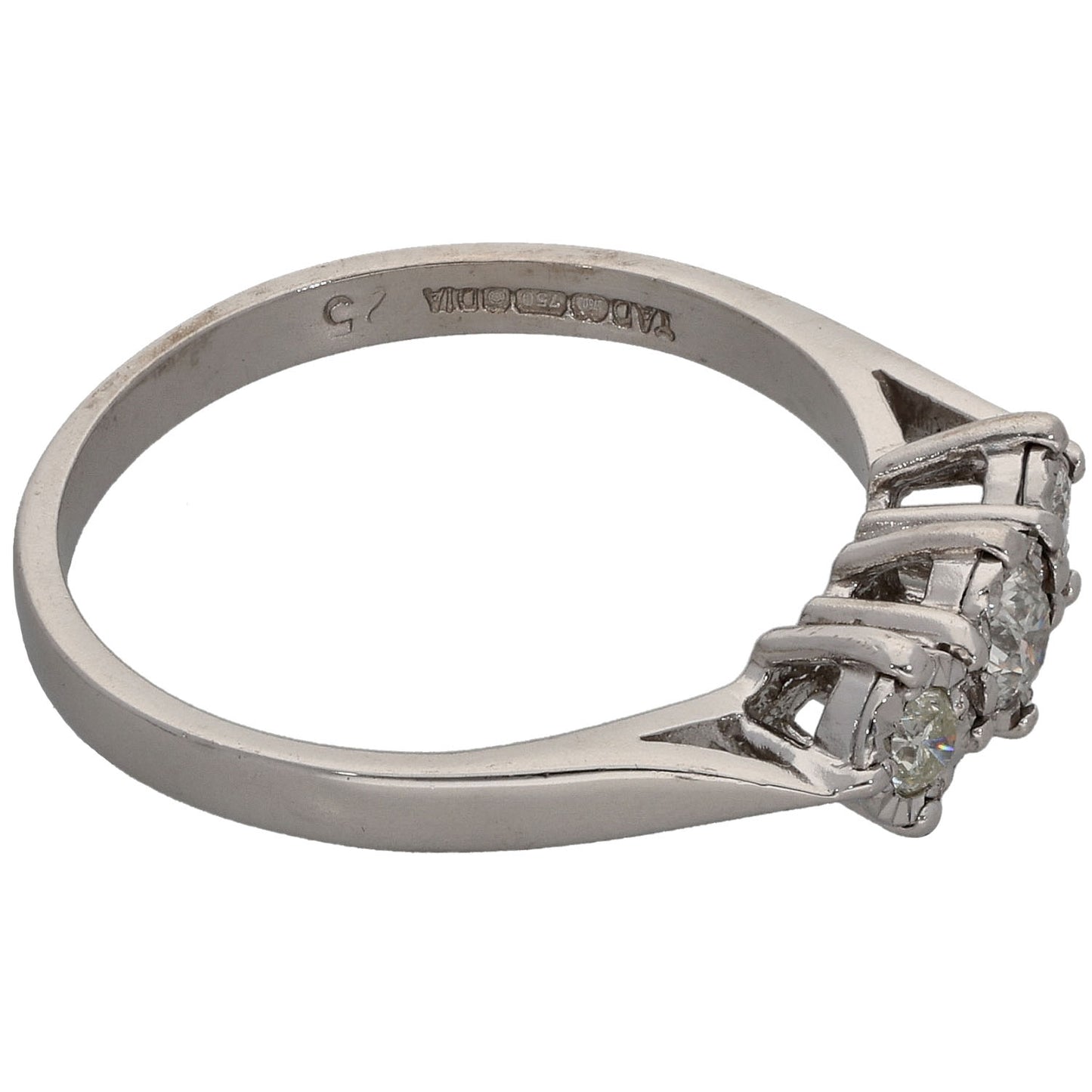 18ct White Gold 0.25ct Diamond Trilogy Ring Size O