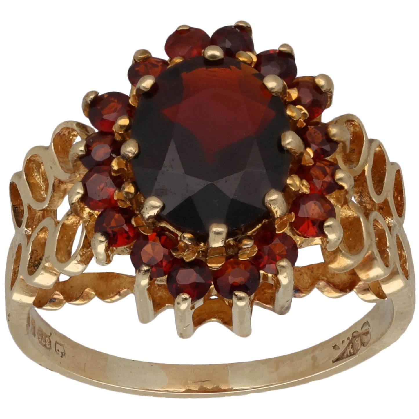 9ct Gold Garnet Dress/Cocktail Ring Size N