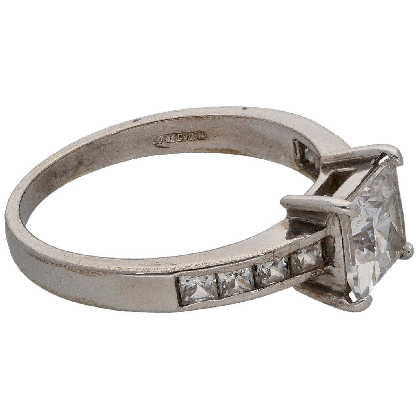 9ct White Gold Cubic Zirconia Single Stone Ring with Accent Stones Size L