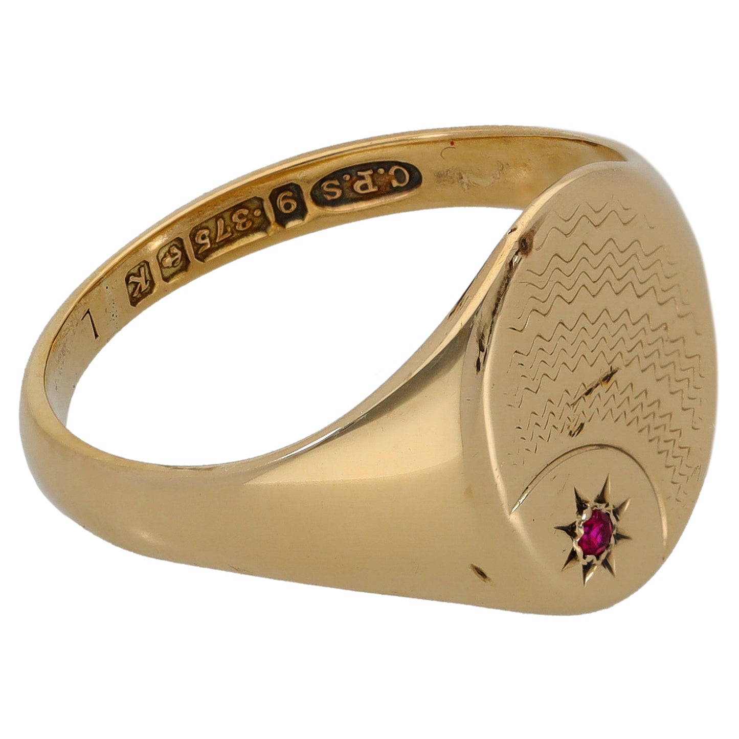 9ct Gold Ruby Patterned Single Stone Signet Ring Size P