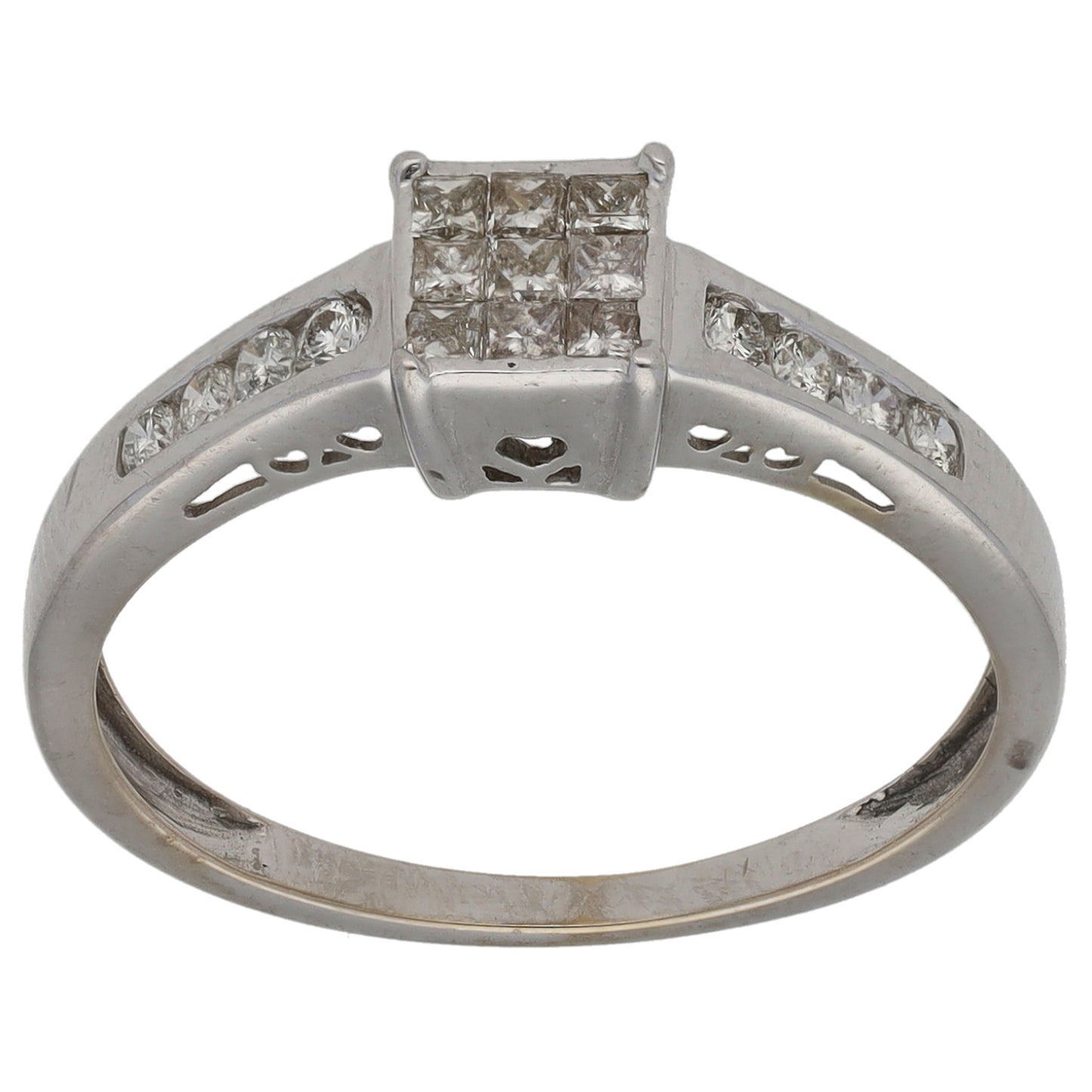 18ct White Gold 0.385ct Diamond Cluster Ring Size O