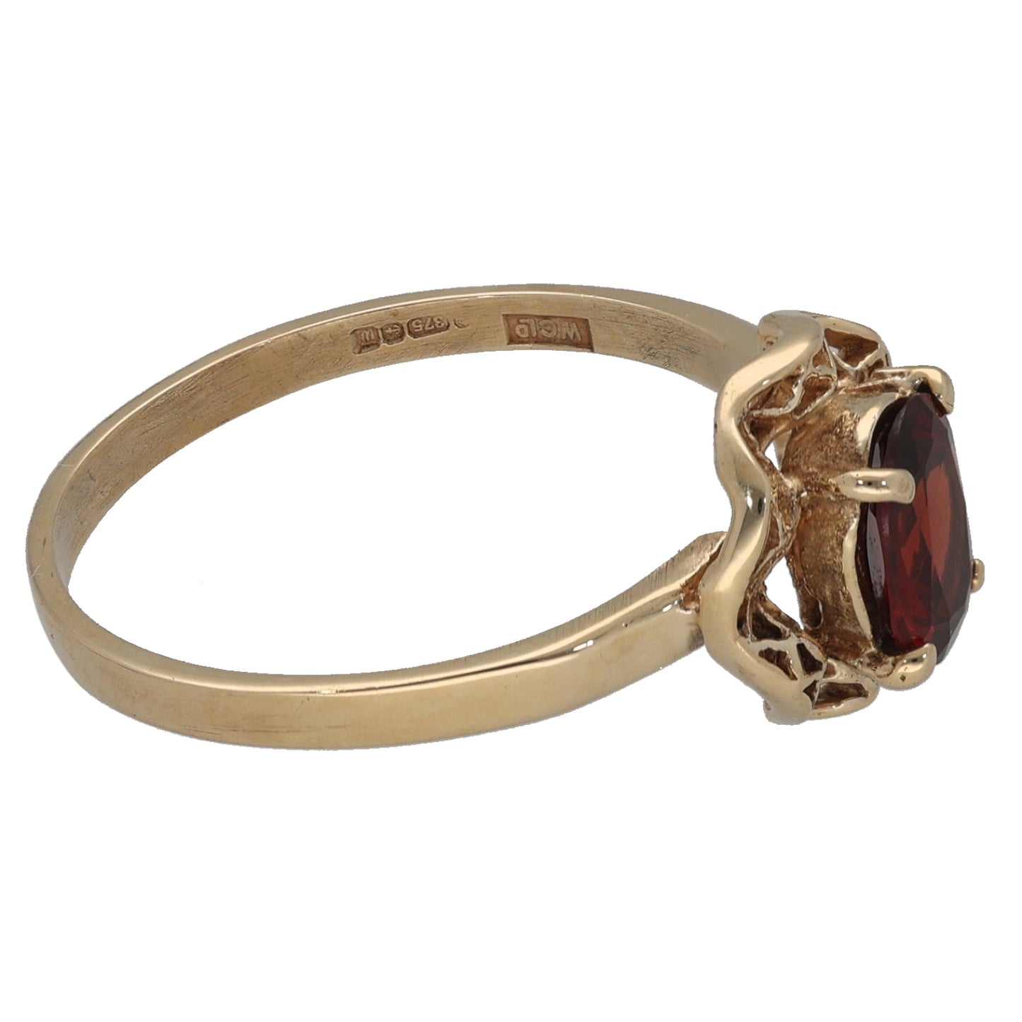 9ct Gold Garnet Single Stone Ring Size Q