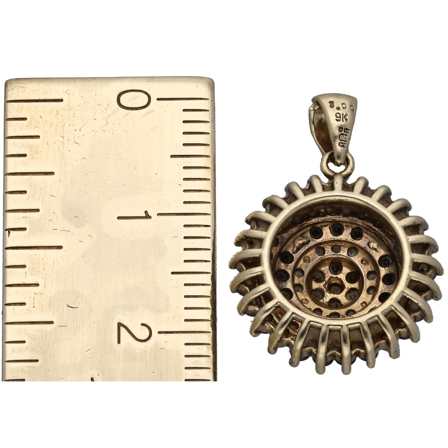 9ct Gold 1.00ct Diamond Cluster Pendant