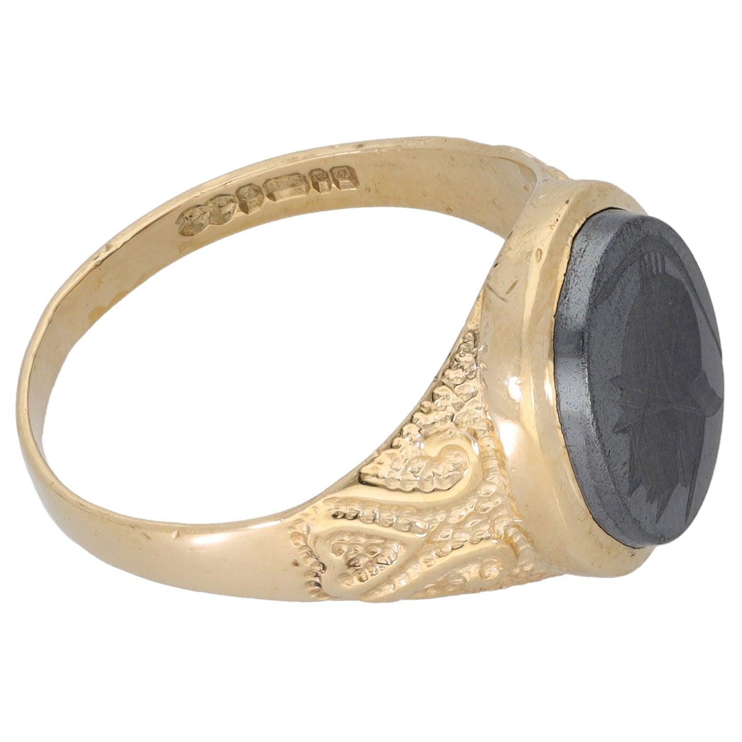 9ct Gold Hematite Emblem Ring Size P