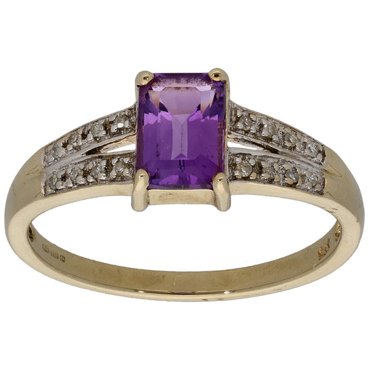 9ct Gold Amethyst & 0.08ct Diamond Single Stone Ring with Accent Stones Size O