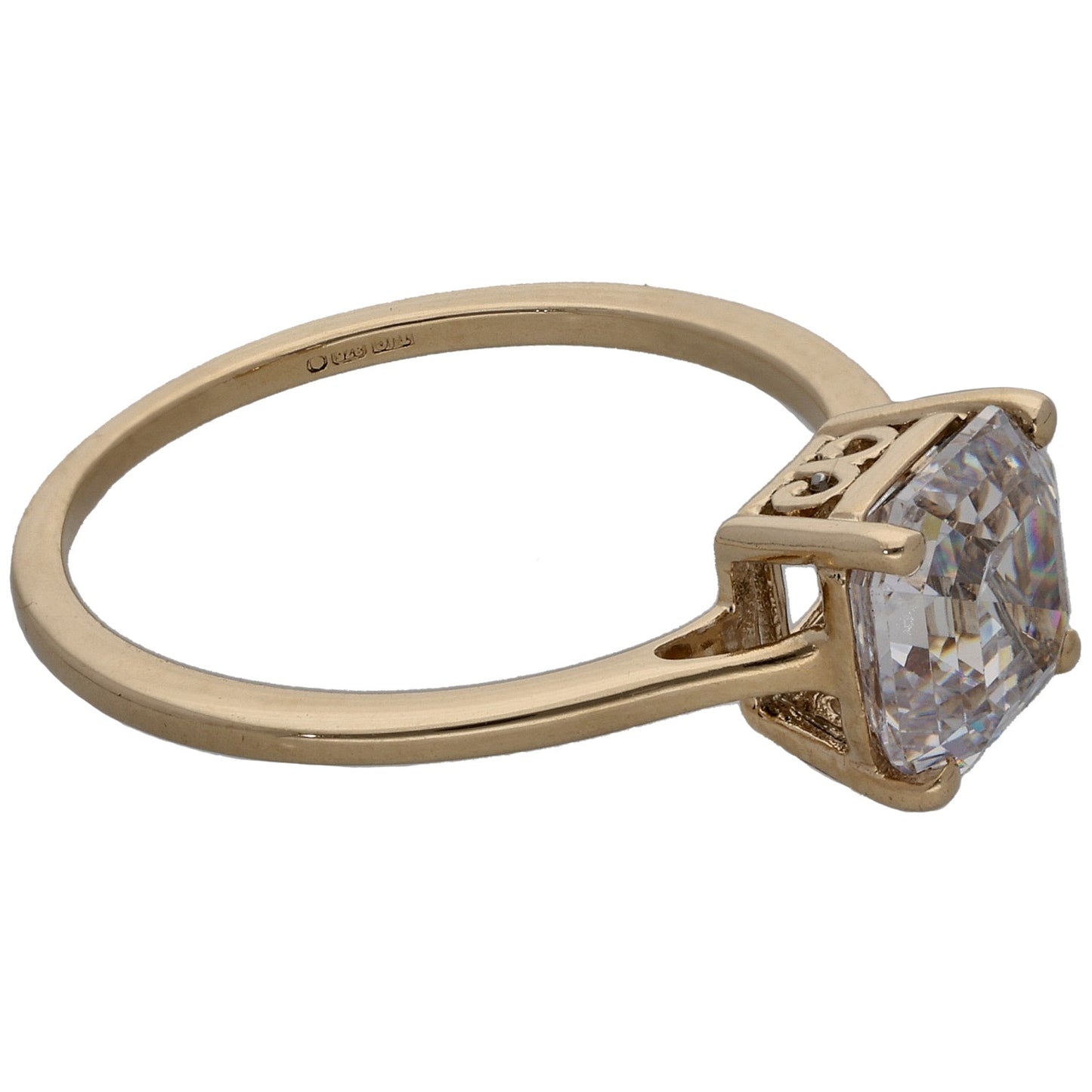 9ct Gold Cubic Zirconia Single Stone Ring Size R
