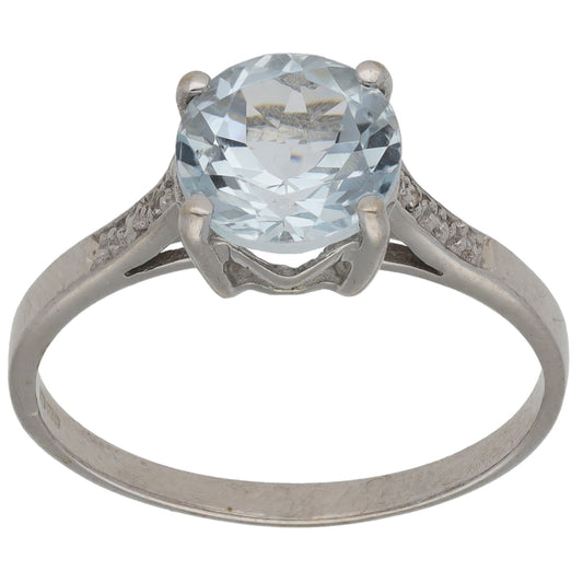 9ct White Gold Aquamarine & Cubic Zirconia Single Stone Ring with Accent Stones Size P