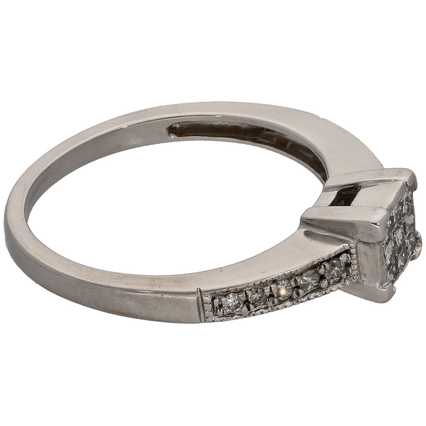 18ct White Gold 0.55ct Diamond Cluster Ring Size P