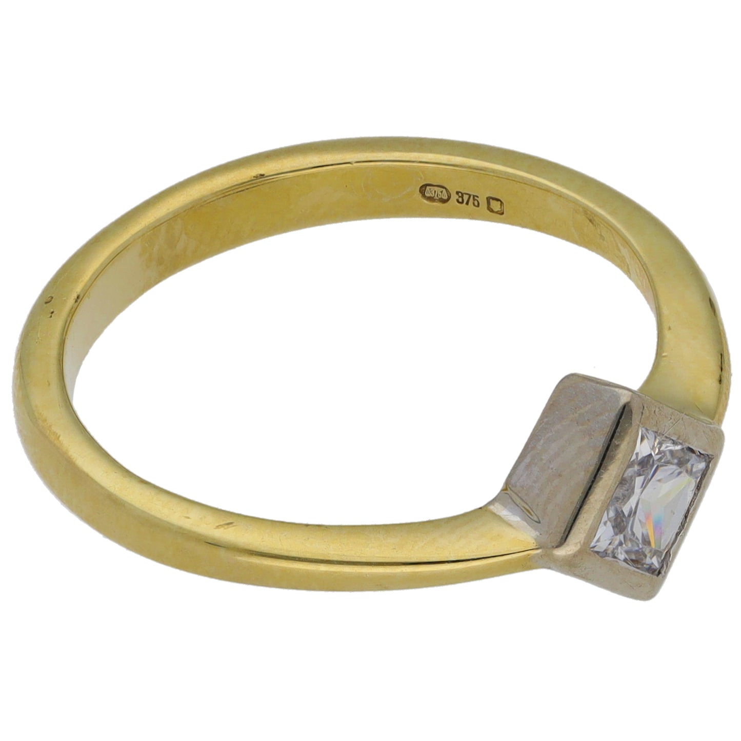 9ct Gold Cubic Zirconia Solitaire Ring Size M