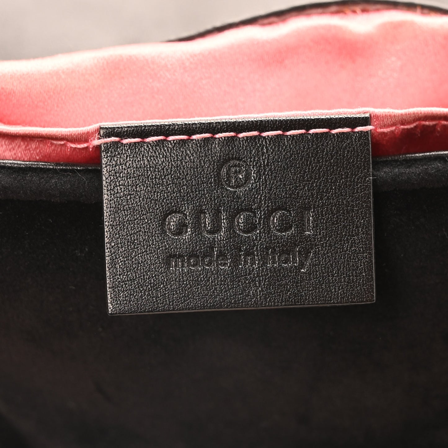 Gucci Velvet Matelasse Medium GG Marmont Shoulder Bag - Black